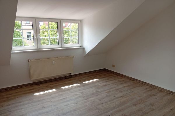 ! Dessau - große 4-Raum Wohnung mit Balkon ! AB SOFORT ! G16