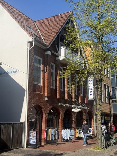 Exklusive Penthousewohnung mit Dachterrasse in bester Innenstadtlage von Rotenburg (Wümme) – Außenansicht Gebäude