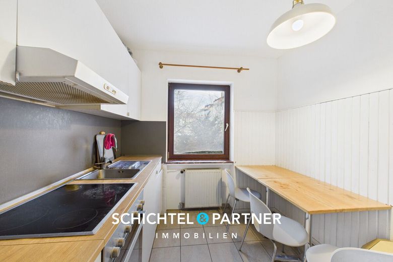 Bahnhofsvorstadt | Studentenhaus mit zwei Balkonen und Terrasse – S&amp;P | Küche