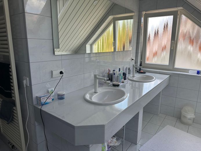 Gepflegtes Zweifamilienhaus in ruhiger Wohnlage in Karlsruhe Palmbach – Bad DG