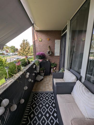 Urocze i przytulne mieszkanie 1,5-pokojowe z balkonem i możliwością korzystania z ogrodu w Krefeld-Fischeln – Balkon 2
