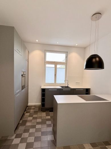 Representatief appartement in een historisch pand, met stijl & charme – KÜCHE