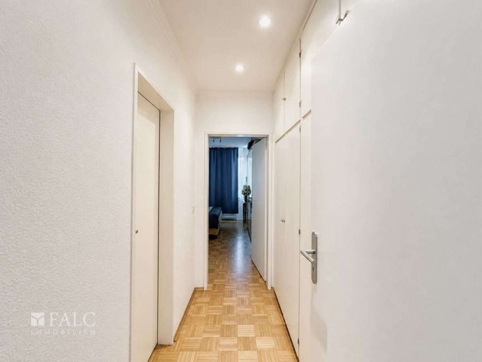 Gepflegtes Einfamilienhaus in zentraler Lage von Geilenkirchen – Flur zum Schlafzimmer