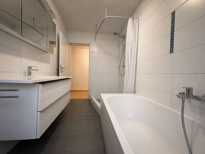 3 Famlienhaus in Top-Lage Rottweil zu verkaufen – Bad OG