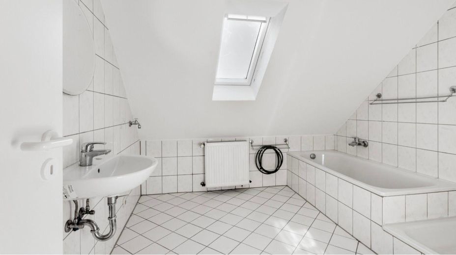 Zentrale Lage, neue Küche, helle Wohnung, 3 Zimmer – Foto 10