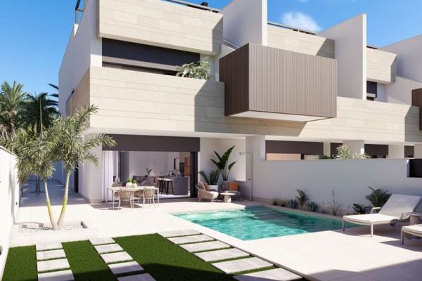 Luxuriöses Penthouse mit Pool auf dem Dach und toller Aussicht