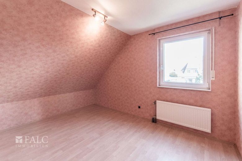 1.OG Schlafzimmer 1