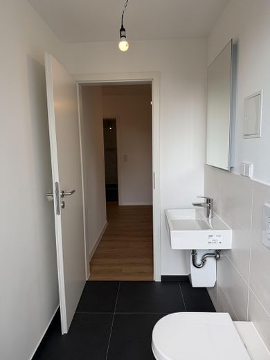 Wohnen im Denkmal: frisch sanierte 143-m²-Dachgeschosswohnung mit Haus-im-Haus-Charakter – Foto 22