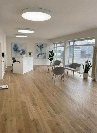 Gewerbefläche als Praxis