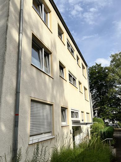 Top renovated 2-room apartment with balcony, car parking space - ready to move in immediately – Foto 22