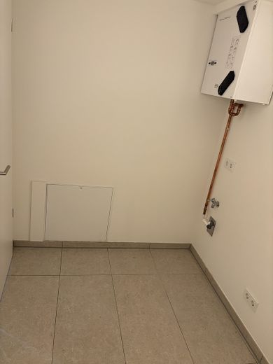 Exklusive 4-Zimmer-Wohnung mit großem Balkon – Foto 9