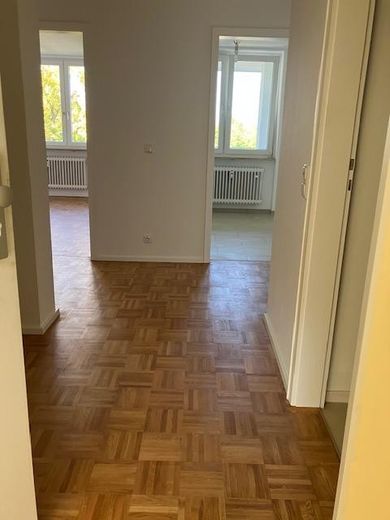 1.100,00 EUR | Denninger Straße 208 81927 München – Foto 6