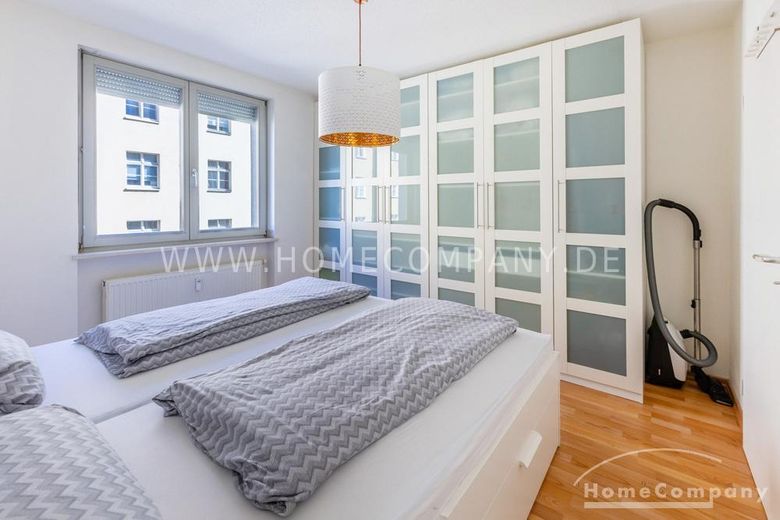 28054 HomeCompany Dresda Appartamento arredato con 2 locali e balcone nella Città Vecchia di Dresda max. 4 persone – 91fbdd2f2cf642d51ded33fbcd64dad83d815481.jpg