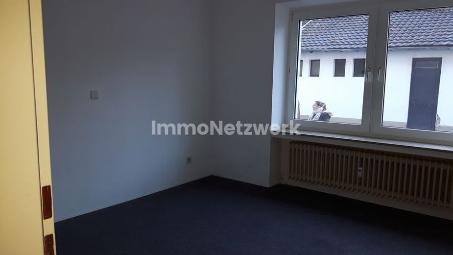 NEU***Zwei Zimmer ETW mit Balkon in direkter Stadtlage von Kommern***NEU – Zimmer