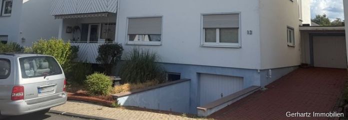 Ampio appartamento di proprietà con 4 locali, cucina, bagno, balcone, garage e porzione di giardino, Koblenz Pfaffendorfer-Höhe.