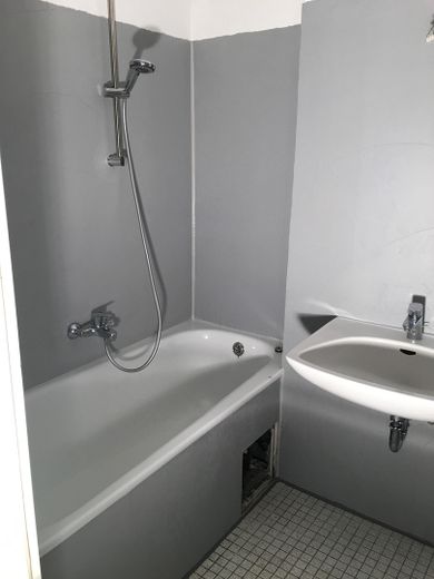 3 Zimmerwohnung Stuttgart- Vaihingen – Bad 