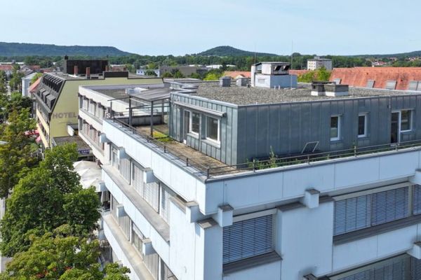 Indirizzo prestigioso con terrazza panoramica – Lavorare con stile sopra i tetti della città