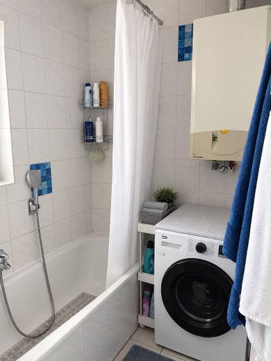 3-kamerappartement met loggia op een rustige locatie in Ludwigshafen – Foto 9