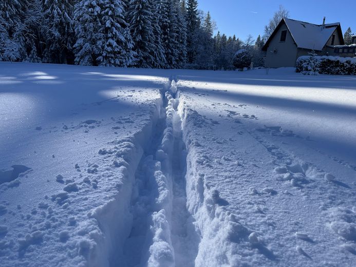 Haus auf 900 m ü NN am Auersberg im Erzgebirge – Schön