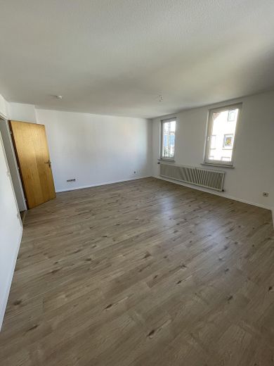 9-Betten-Mitarbeiterwohnung in Nürtingen – ideal für Fahrer & Monteure – Zimmer 4