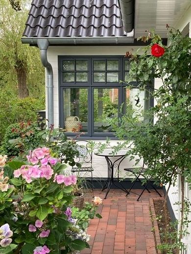 Exclusive country house near Sylt with ambiance & flair – Gemütlicher Sitzplatz