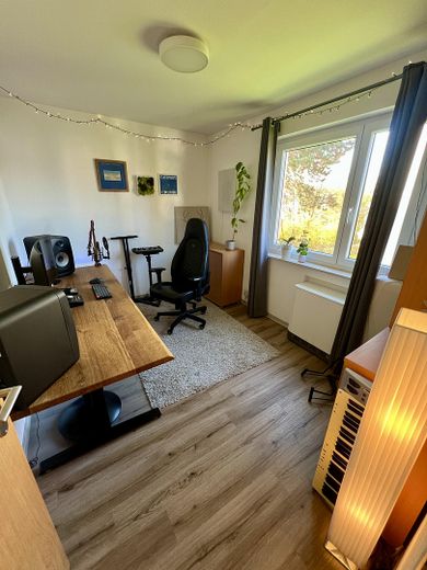 Bellissimo appartamento di proprietà di 3,5 locali con 2 balconi – Foto 5