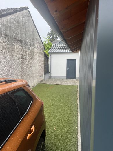 Spacious 5-room maisonette apartment in Neuburg an der Donau – Außenstellplatz