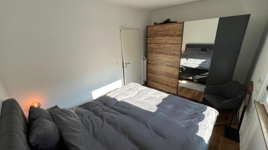 Schlafzimmer & Kleiderschrank