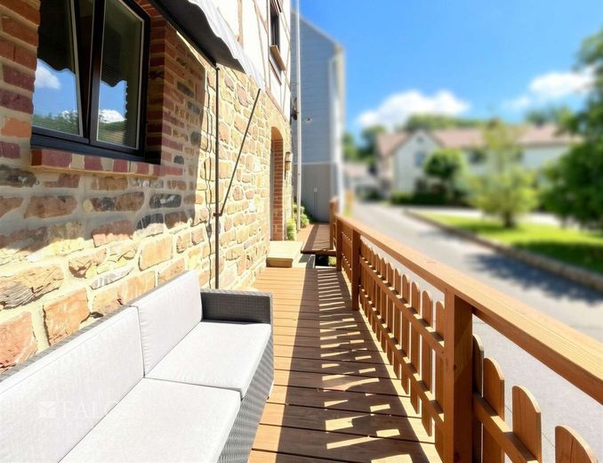 Charmantes Fachwerkhaus mit Scheune, Garten &amp; vielseitigen Nutzungsmöglichkeiten – kleine Terrasse