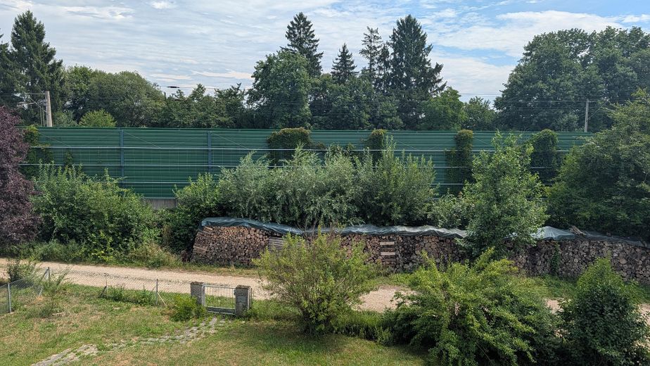 Grundstück in 1A Lage mit Altbestand – Foto 8