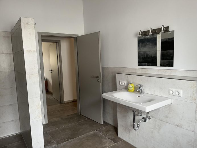 4-Raum-Wohnung in Lieblingshof - Doppelhaushälfte – Bad