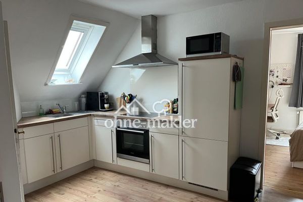 hyggelige Turmzimmer Wohnung mitten in der Altstadt. 2,5 Zi ** neue Fenster ** historischer Altbau