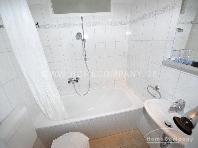Moderne 1 Zimmer Wohnung in Berlin Wilmersdorf, möbliert – b44b78fc6f25a40b52dcb6324cb68bb6db4c8875.jpg