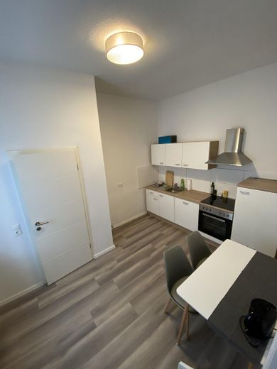 Oase in frisch renoviertem Design Apartment mit Einbauküche inkl. WLAN in TOP zentraler Lage – Foto 5