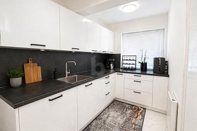 FRISCH SANIERTES FAMILIENGLÜCK – 1777027018_fa5d75c.jpg