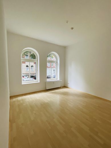 gepflegte 3-Zimmer-Wohnung Altbau modernisiert in Kiel/Südfriedhof – Zimmer 1