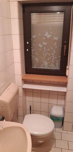 Das älteste, kleinste Duschbad