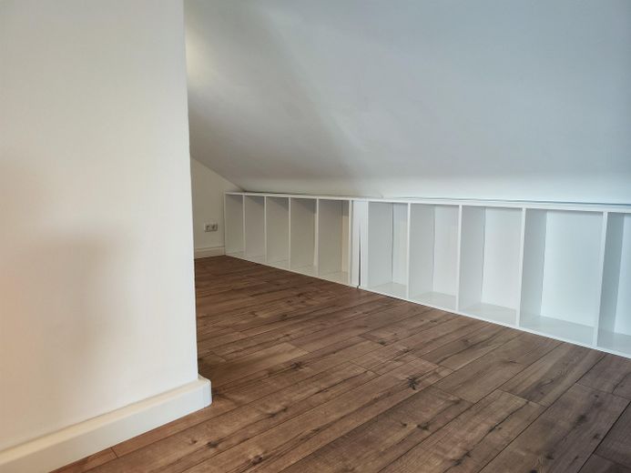 Über den Dächern von Deggendorf - renoviert - bezugsfrei - zentrumsnahe Höhenlage Nähe Klinikum – Foto 10