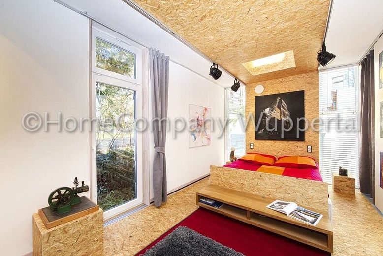 Einzigartig! Außergewöhnliche Wohnung mit allem Komfort, DSL und PKW-Stellplatz in der Nordstadt – 7e5e5e241106c8adc989d5964d6b3d4c1c231a8d.jpg