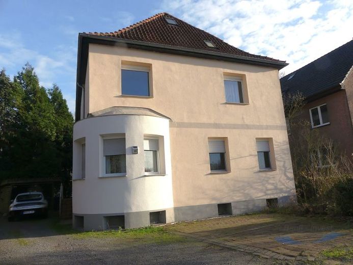 Zweifamilienhaus in zentraler Lage von Wesel zu verkaufen – Foto 1