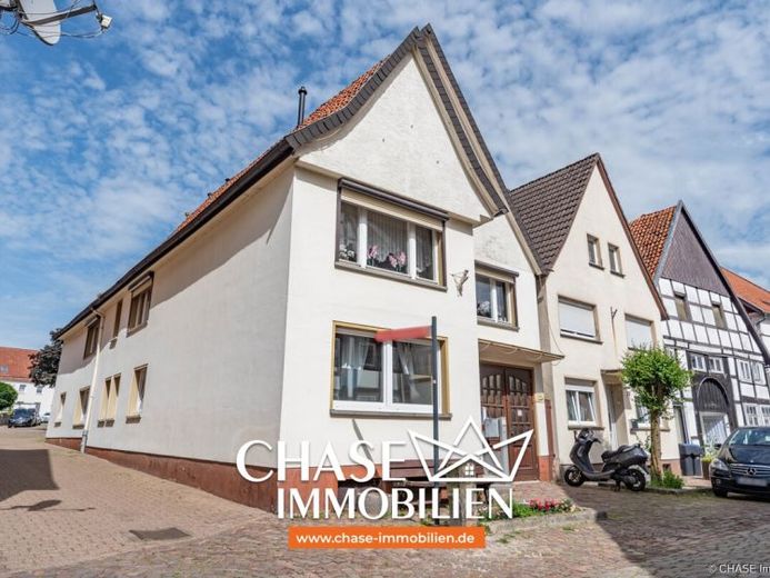 Renditestarkes Mehrfamilienhaus in Blomberg mit TOP-Faktor – zentral, solide und vollvermietet! – Foto 1