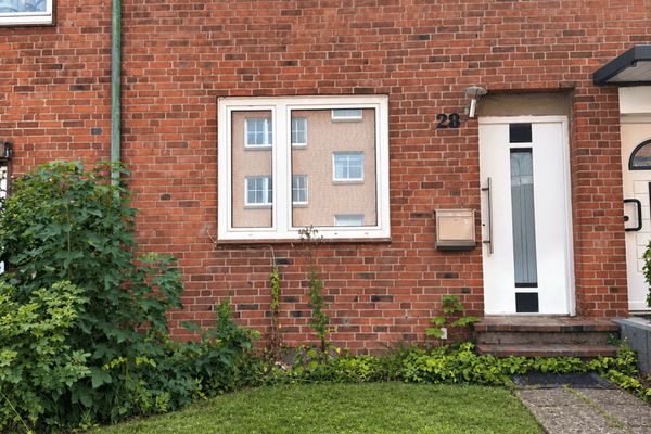 Charming mid-terrace house with garden and converted attic