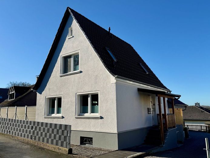 Fröndenberg-Hohenheide: Altbau, aber nicht vom alten Eisen - Energetisch und technisch im TOP Zustand! – Haus kaufen Fröndenberg-Hohenheide