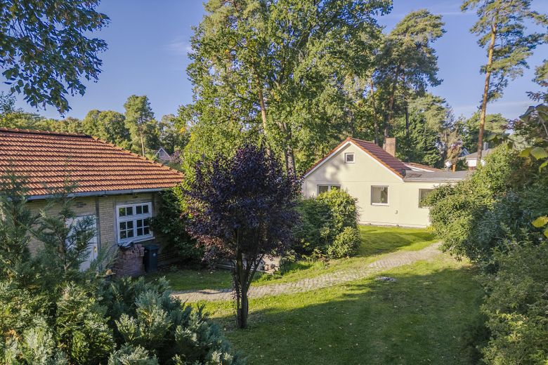 Vivir bien en Falkensee – Vorgarten