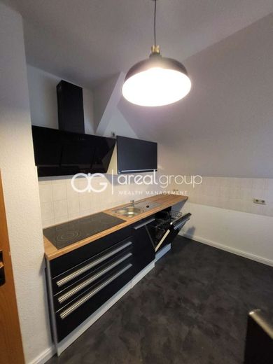 Charmante Maisonettewohnung mit EBK im DG – Küche