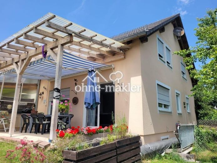 Maison jumelée avec une belle vue dans un quartier calme à Calw-Altburg – Photo 1