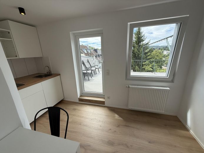 Möbelierte 2 Zimmer Wohnung mit großer Süd-Terrasse – Erstbezug – Foto 7