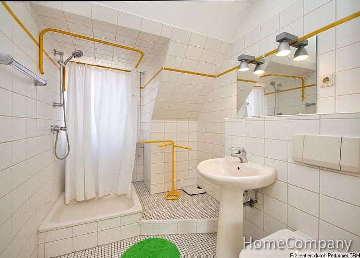 Ankommen, wohlfühlen! Geschmackvoll eingerichtete 2-Zimmer-Wohnung Nähe Uniklinik in Düsseldorf Bilk – 6228818b4db6c6a4f8333deb6cf3d207beccea0e.jpg