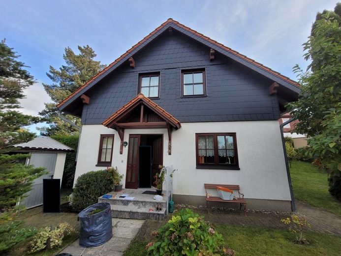 Maison individuelle modernisée avec jardin et faibles charges annexes à louer à Ilsenburg – Photo 1