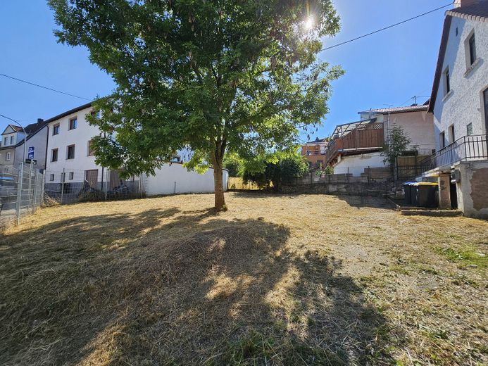 *provisionsfrei* Sanierungsbedürftiges Einfamilienhaus mit Grundstück in Schiffweiler, ruhige Lage – फोटो 2